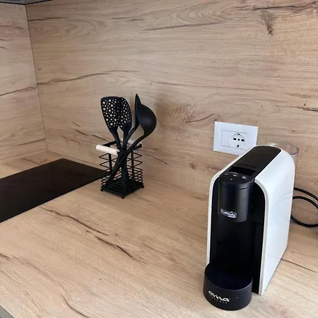 Matisse No26 - One Bedroom With Parking *